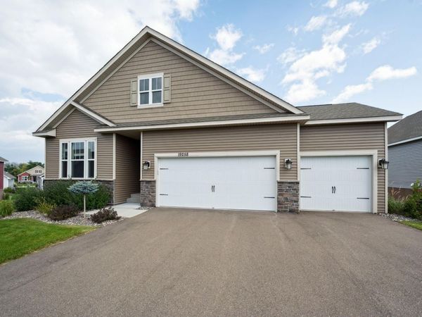 19258 Hunters Place, Rogers, MN 55374