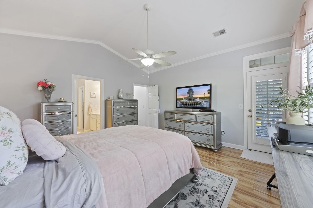 188 Fair Sailing Road Photo 17