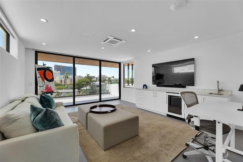 1730 SE 13th Street, Fort Lauderdale, FL 33316 Photo