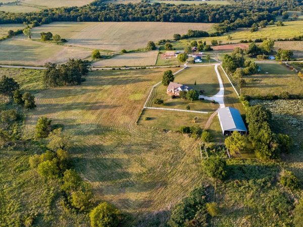 14500 E 1450 Road, Stockton, MO 65785