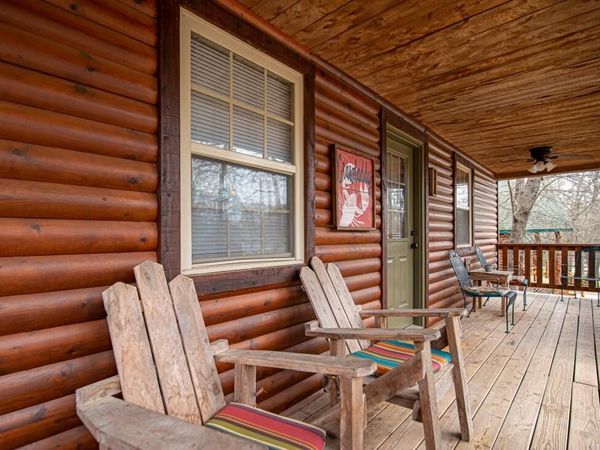 807 Surf Street, Stockton, MO 65785