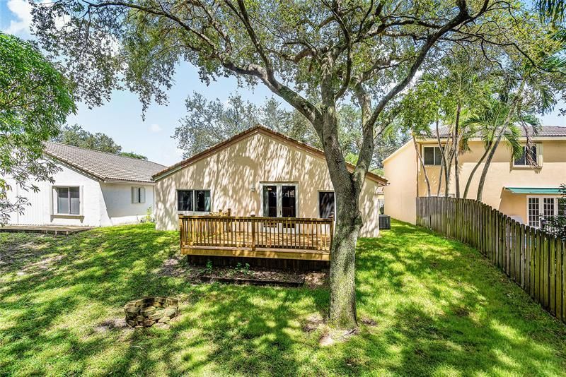 1443 Banyan Cir, Pompano Beach, FL 33069 Photo