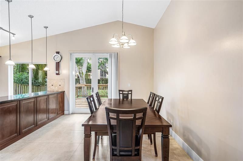 1443 Banyan Cir, Pompano Beach, FL 33069 Photo