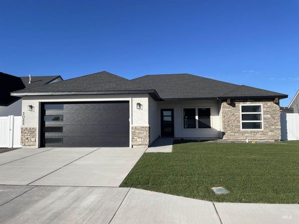 2022 Harrison St, Twin Falls, ID 83301