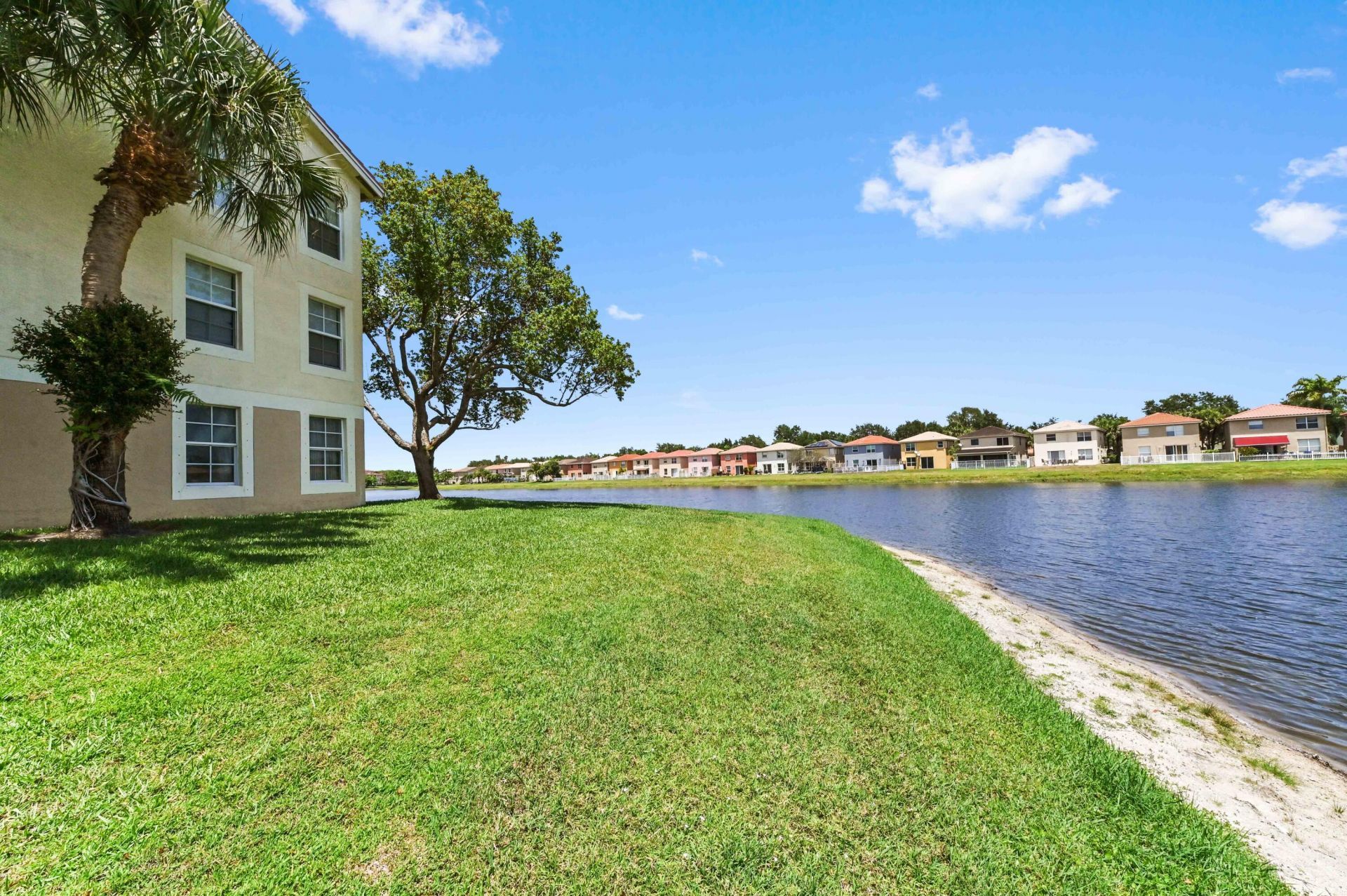 4240 San Marino Boulevard, Unit 108, West Palm Beach, FL 33409 Photo