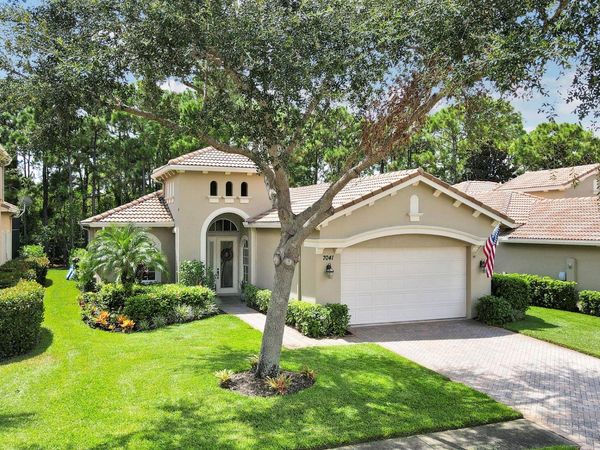 7041 Maidstone Drive, Port St. Lucie, FL 34986