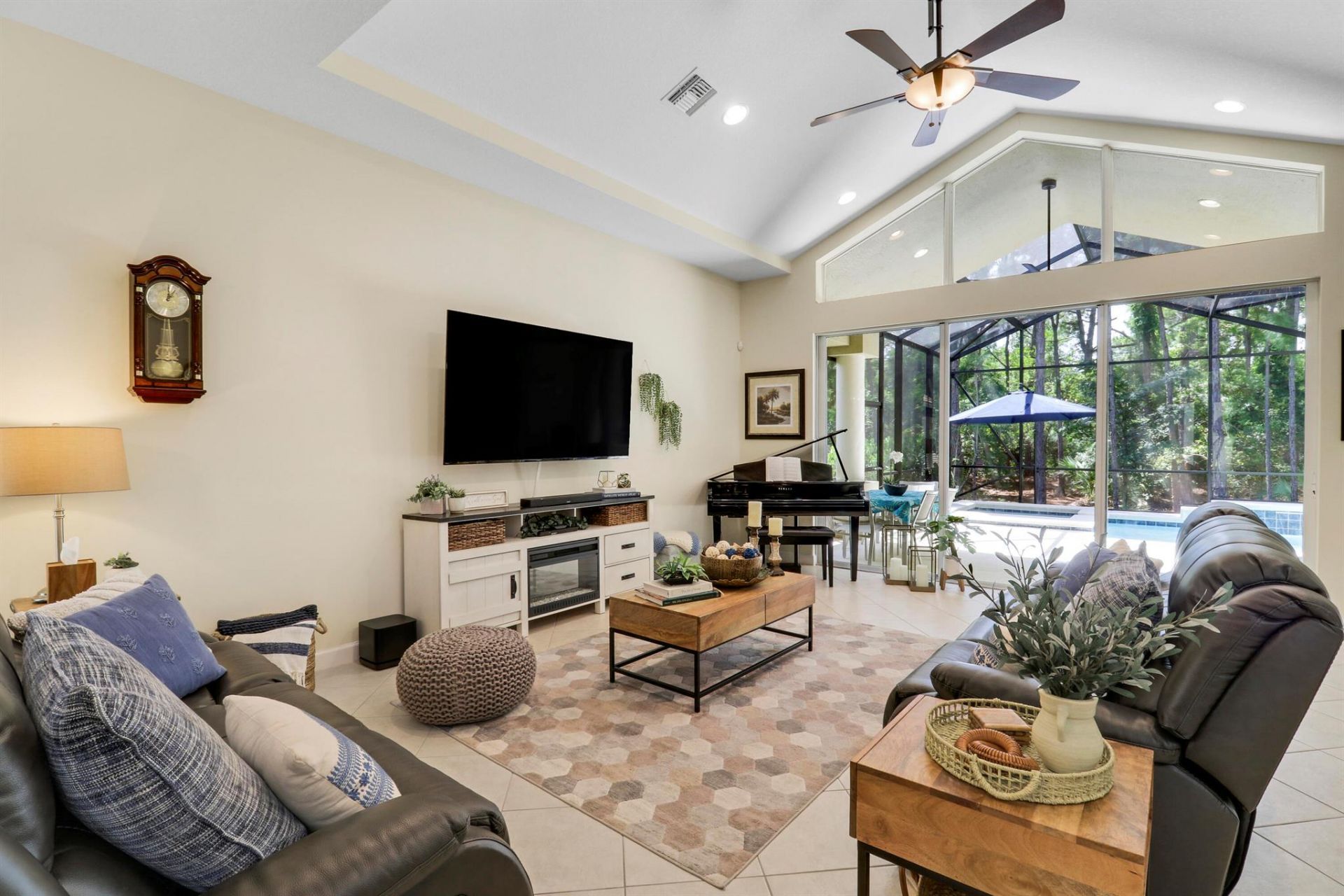 7041 Maidstone Drive, Port Saint Lucie, FL 34986 Photo