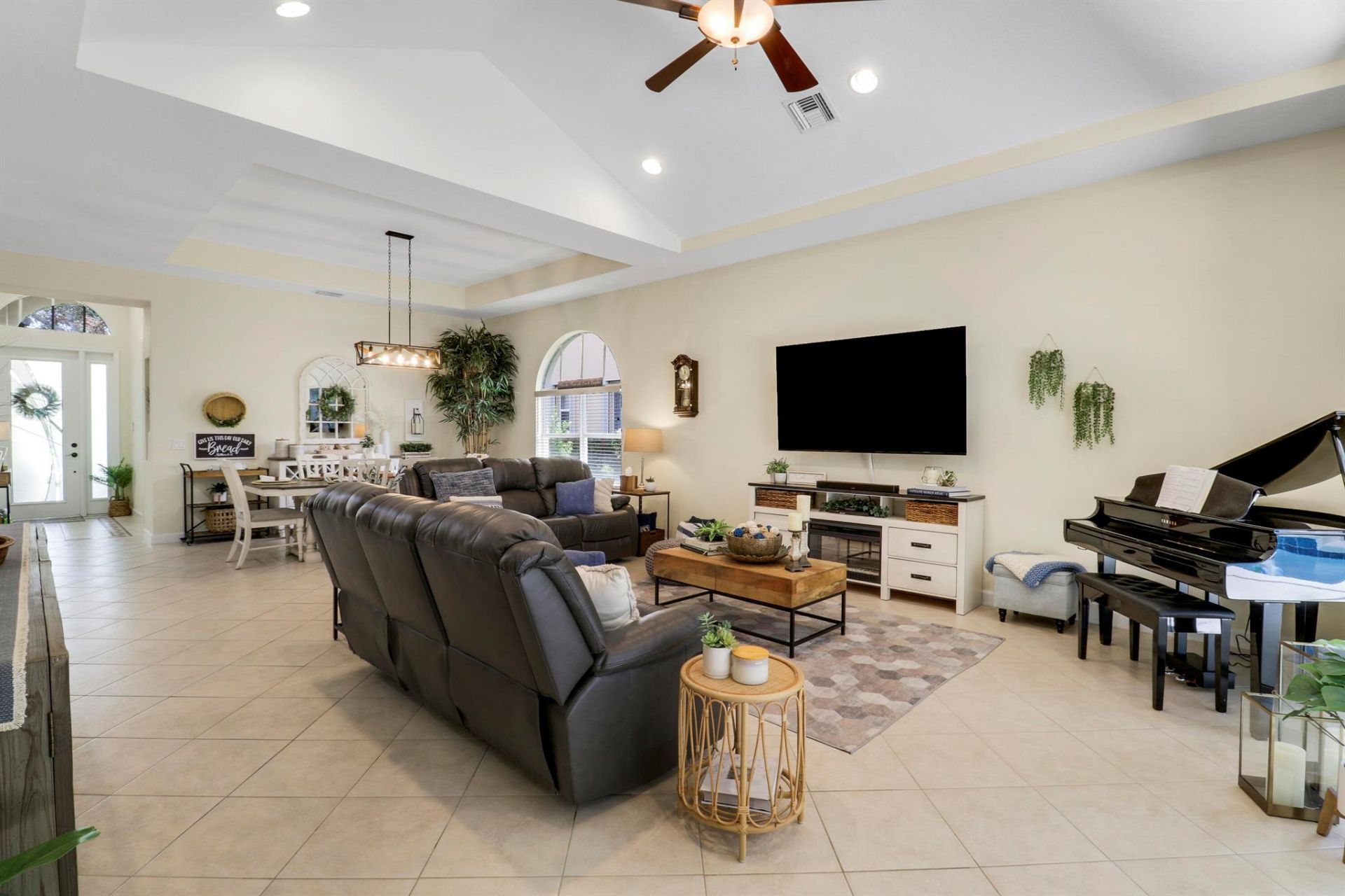 7041 Maidstone Drive, Port Saint Lucie, FL 34986 Photo