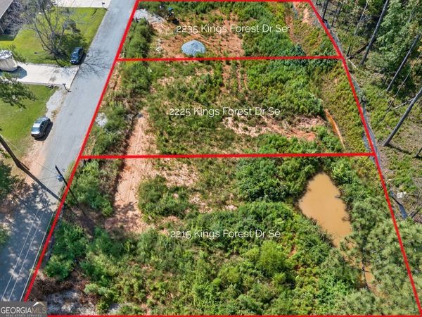 2215 Kings Forest Drive SE, Conyers, GA 30013
