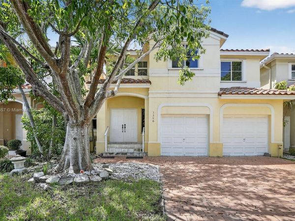 3306 SW 171st Ter, Miramar, FL 33027
