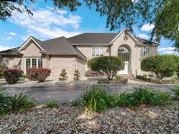 1224 Muirfield Drive, Schererville, IN 46375