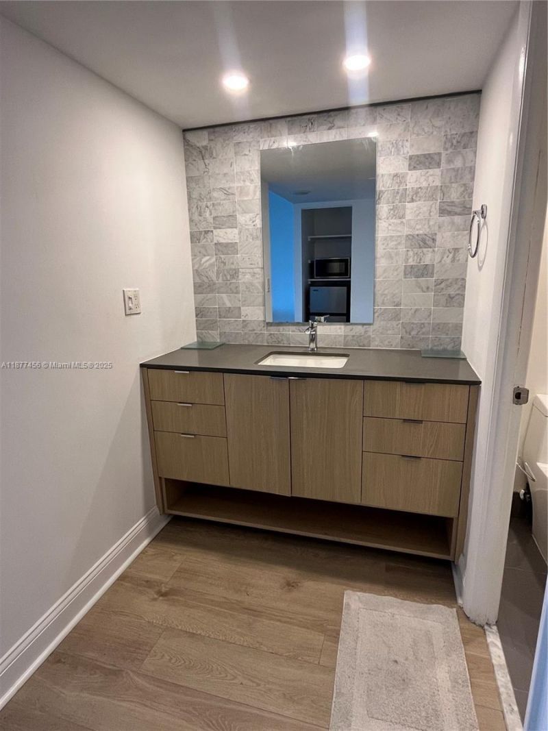 11111 Biscayne Blvd, Unit 11A, Miami, FL 33181 Photo