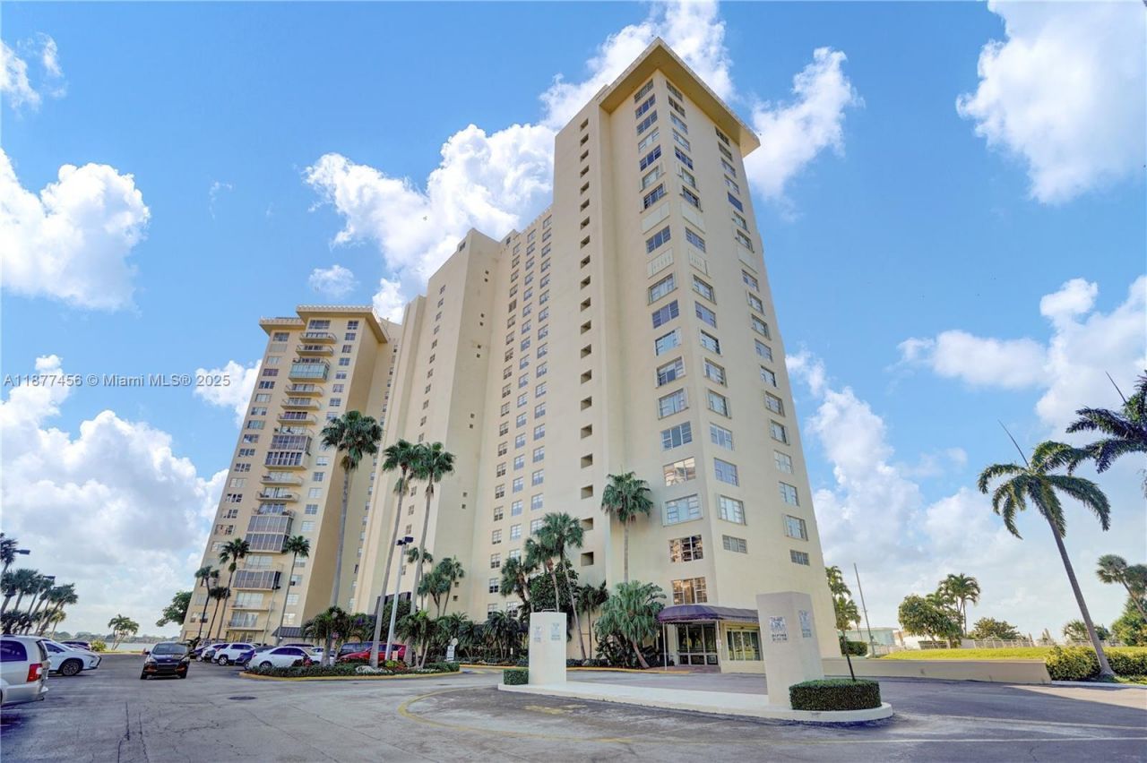 11111 Biscayne Blvd, Unit 11A, Miami, FL 33181 Photo