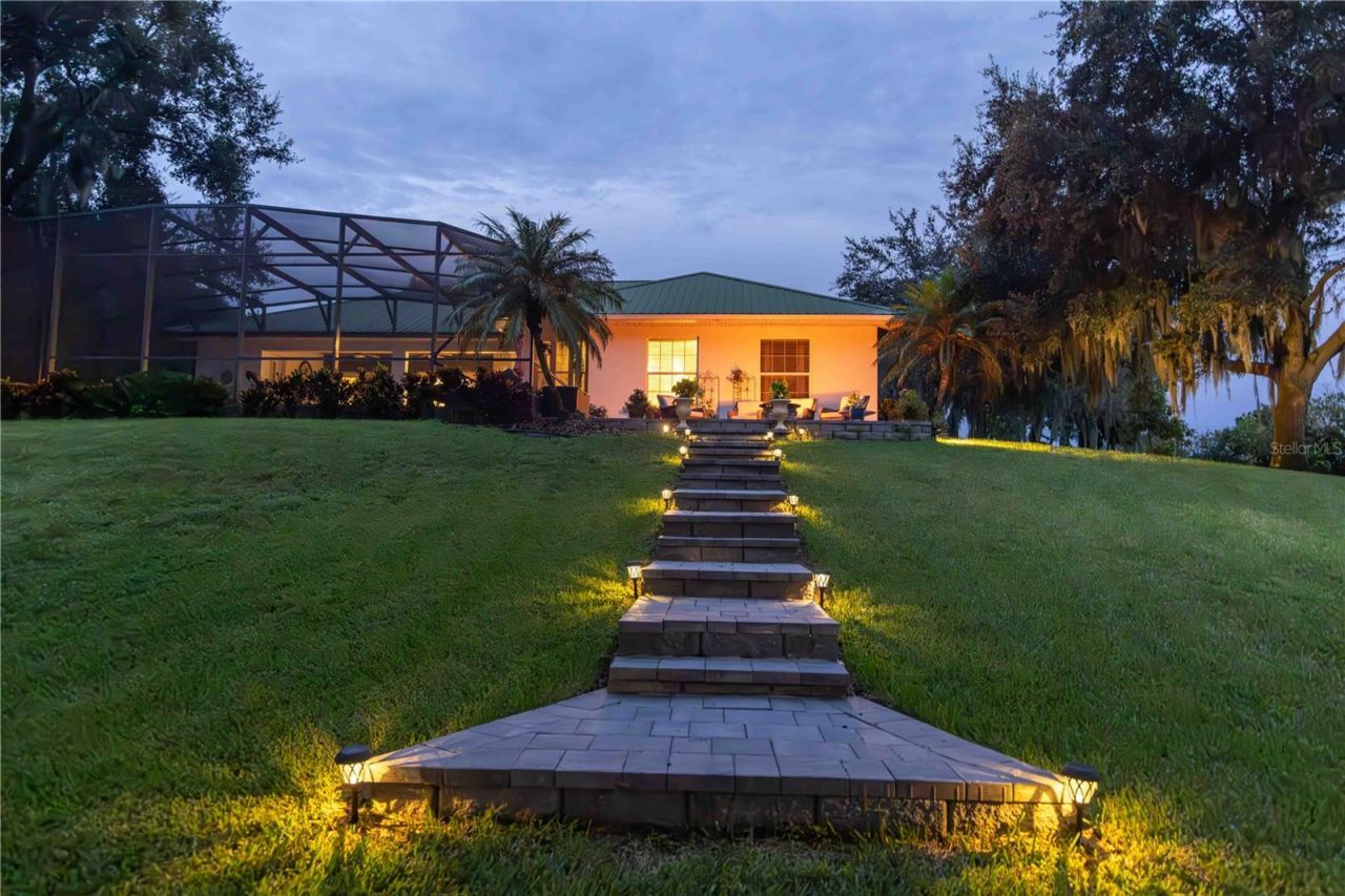 2329 S Lake Reedy Boulevard, Frostproof, FL 33843 Photo