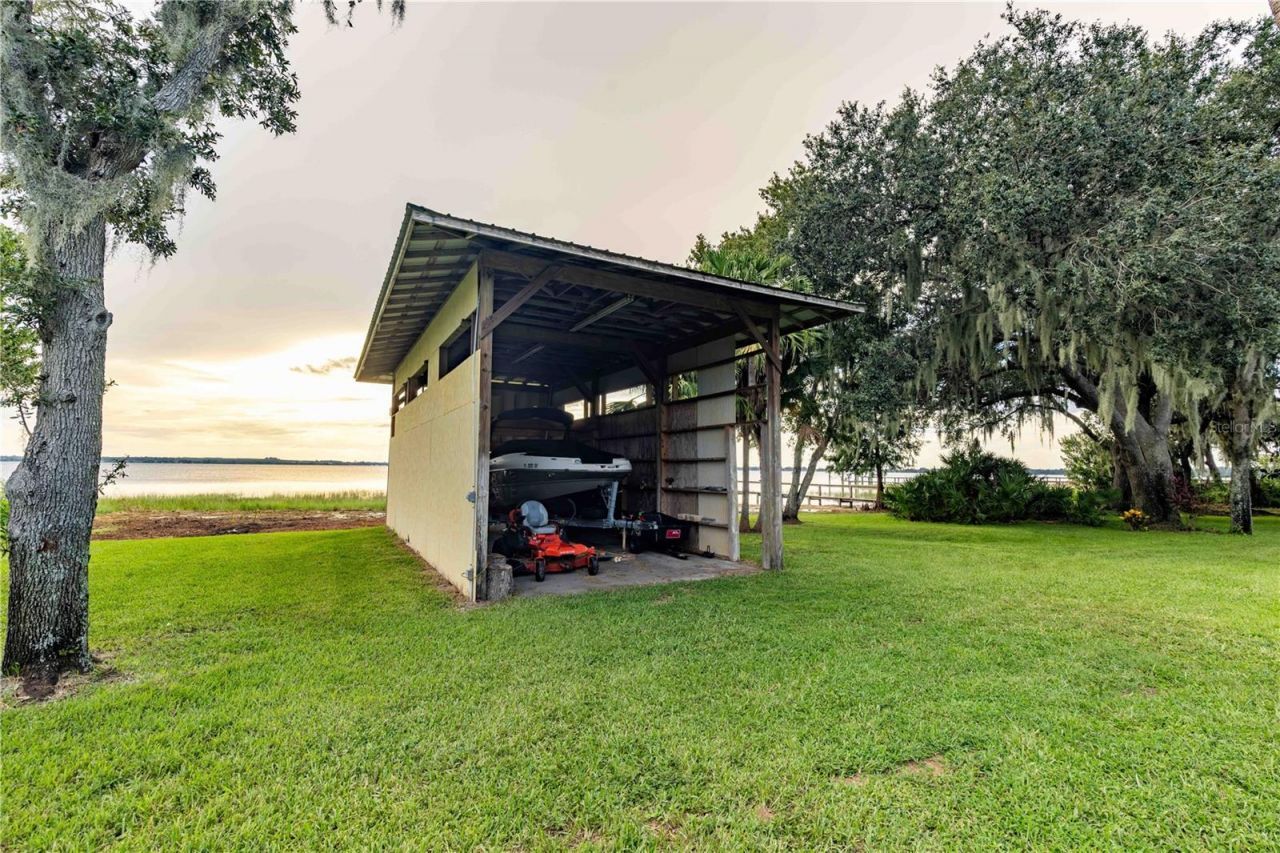 2329 S Lake Reedy Boulevard, Frostproof, FL 33843 Photo