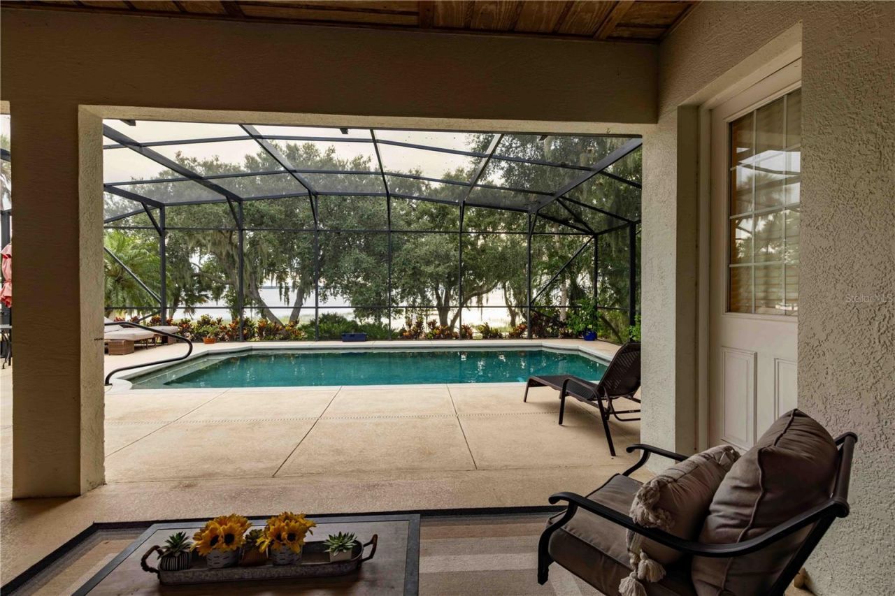 2329 S Lake Reedy Boulevard, Frostproof, FL 33843 Photo