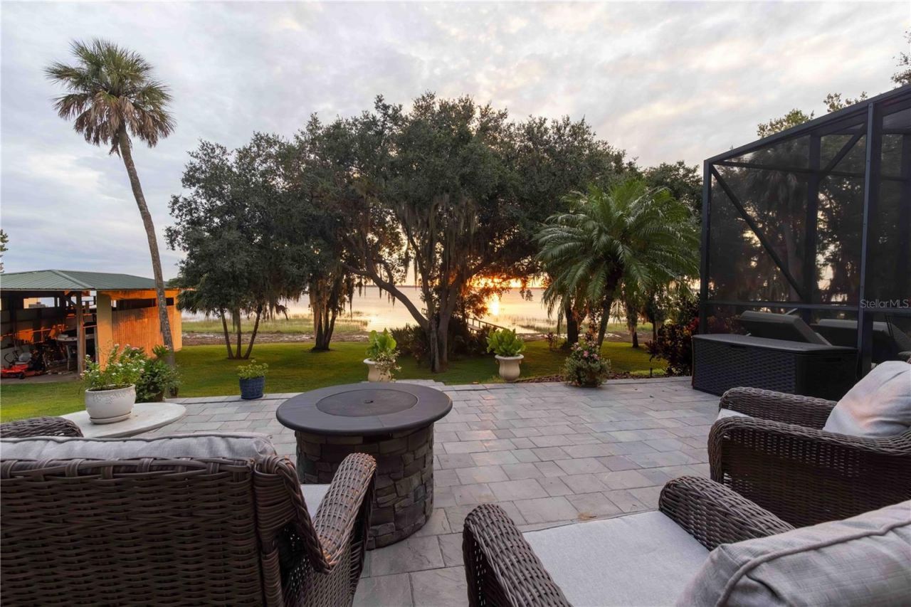 2329 S Lake Reedy Boulevard, Frostproof, FL 33843 Photo