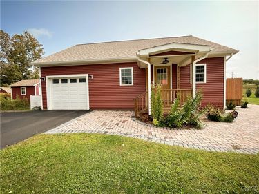 7278 Collins Street, Whitney Point, NY 13862