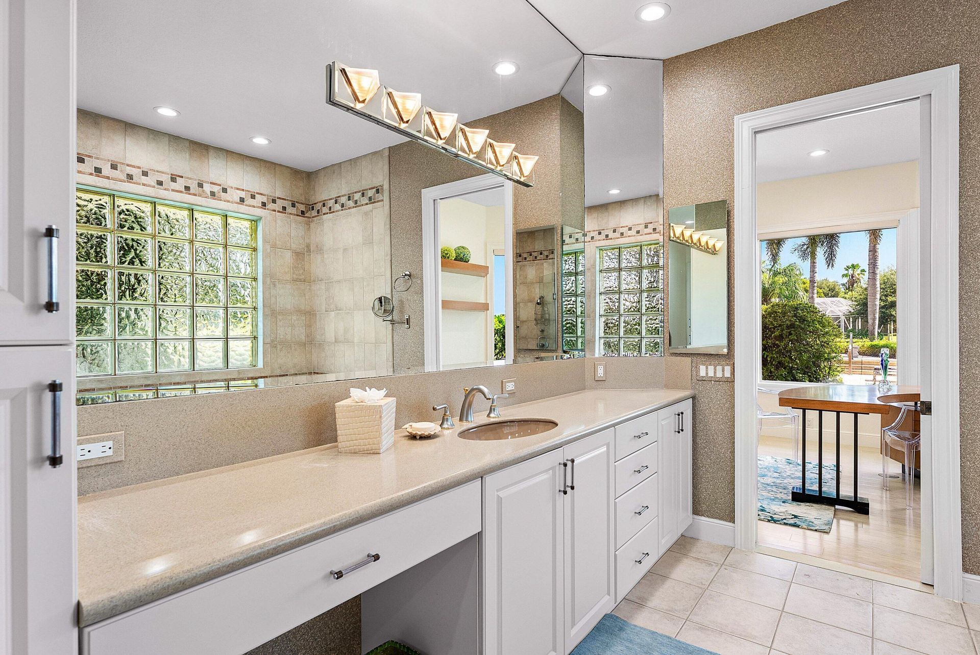 225 Oakview Drive, Delray Beach, FL 33445 Photo