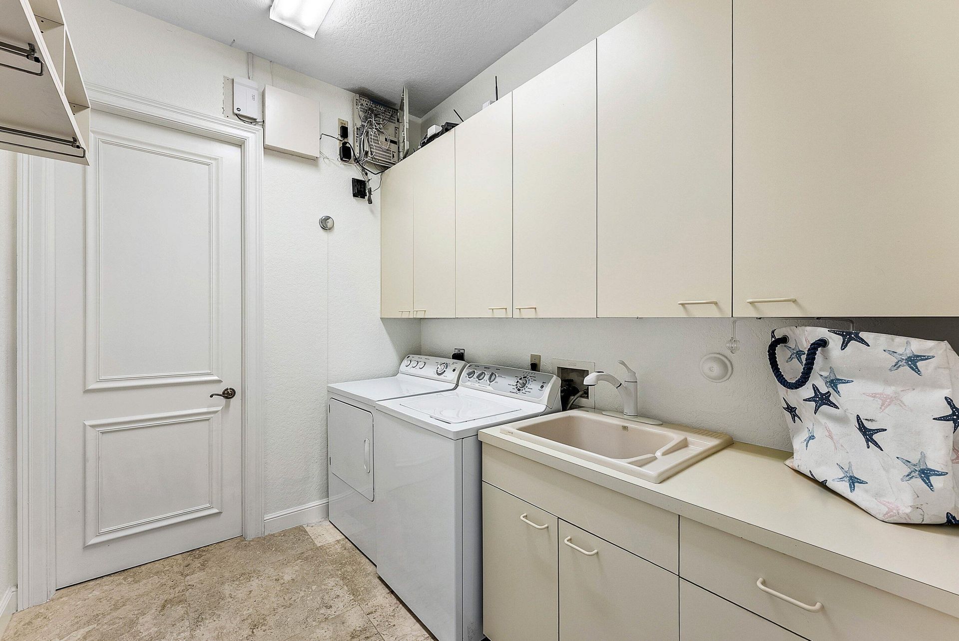 225 Oakview Drive, Delray Beach, FL 33445 Photo