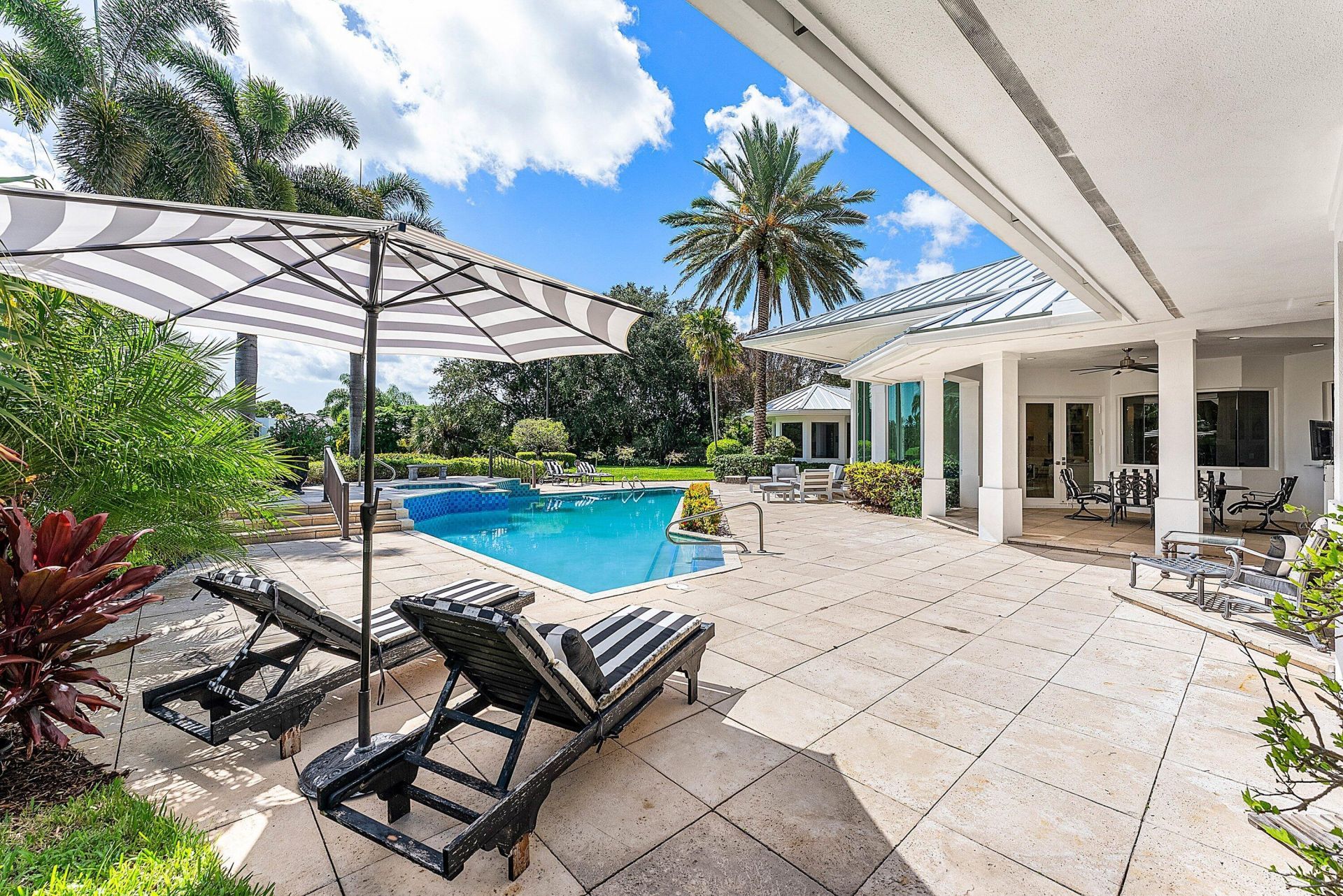 225 Oakview Drive, Delray Beach, FL 33445 Photo