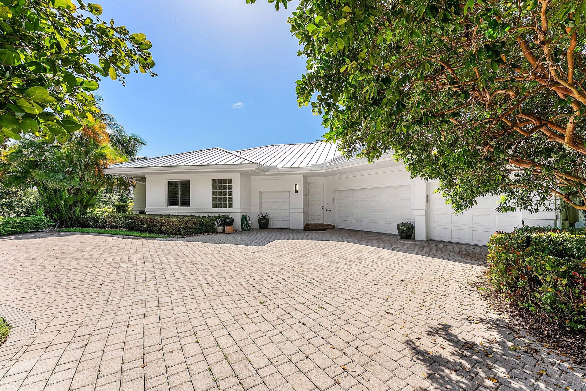 225 Oakview Drive, Delray Beach, FL 33445 Photo