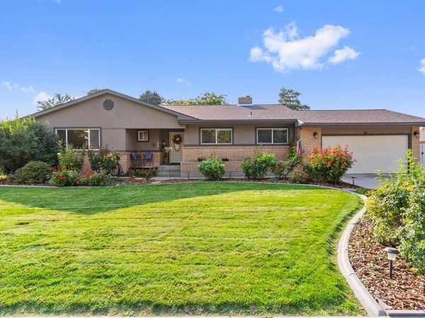 675 Mountain View Dr, Twin Falls, ID 83301