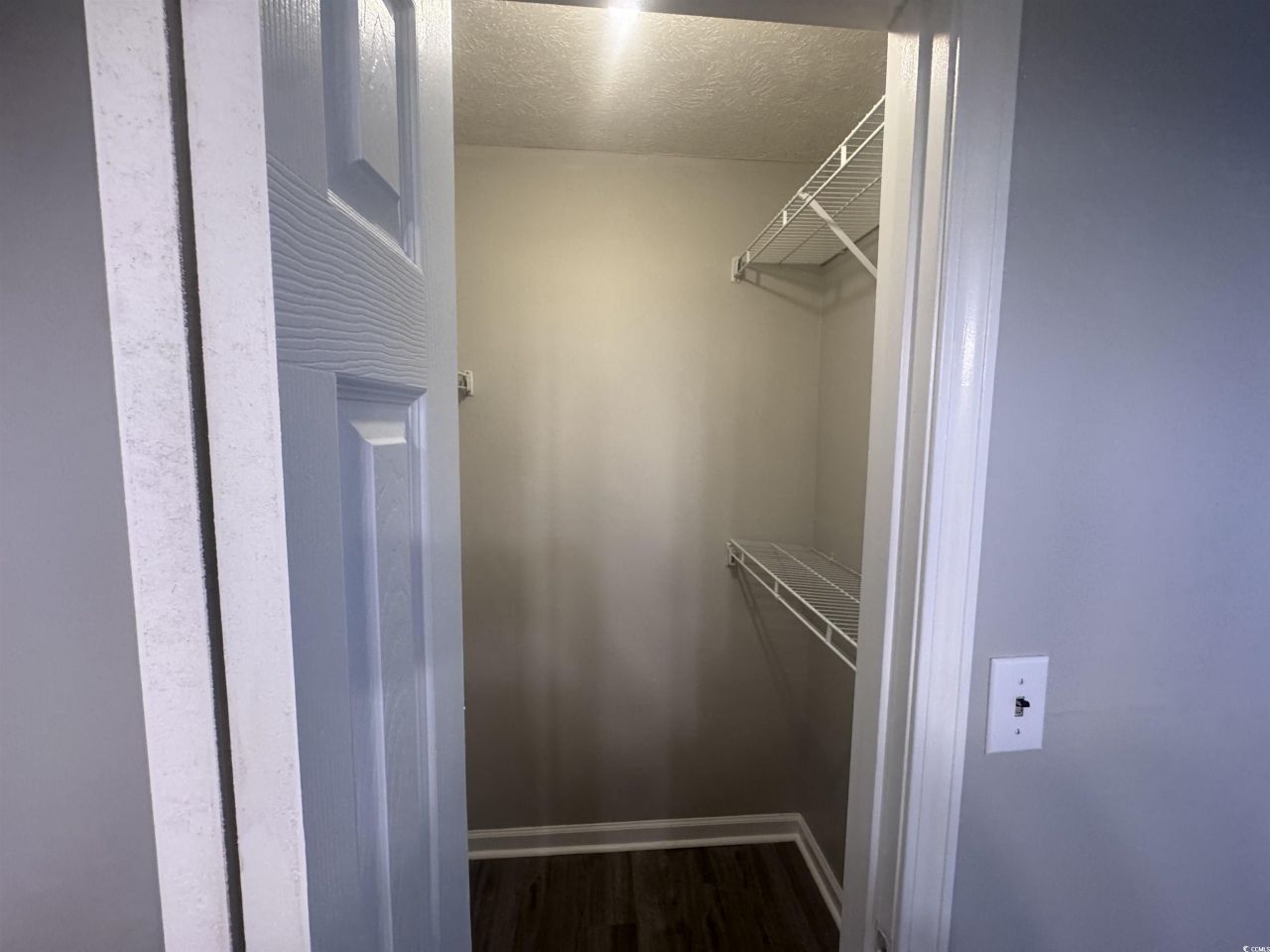 574 Circle Dr. Photo 22