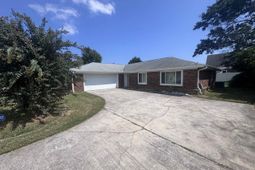 574 Circle Dr. photo 4