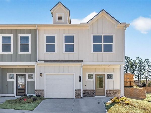89 Alameda Street, Unit 12, Loganville, GA 30052