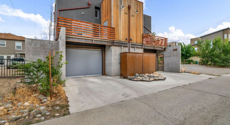 343 & 347 Mount Rose St. Street, Reno, NV 89509 Photo