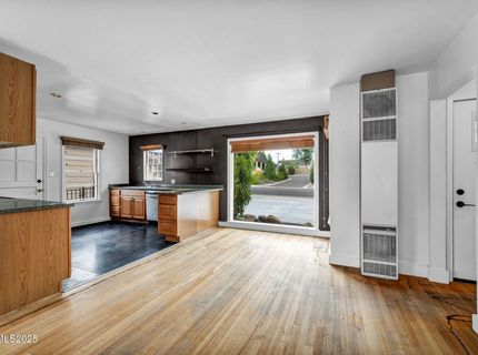 343 & 347 Mount Rose St. Street, Reno, NV 89509 Photo