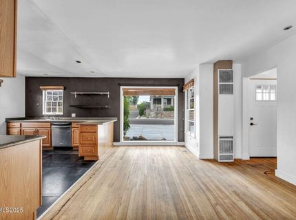 343 & 347 Mount Rose St. Street, Reno, NV 89509 Photo