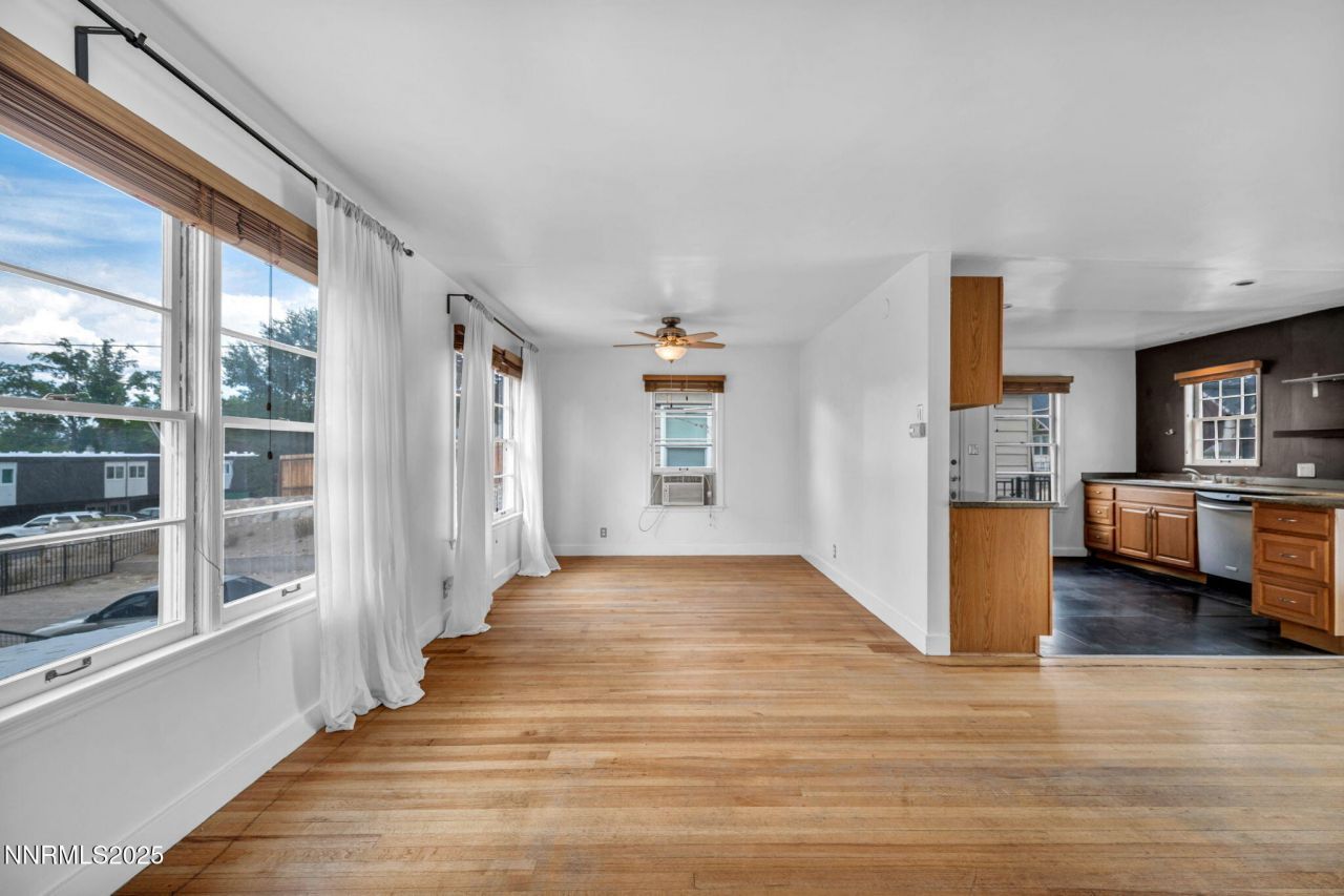 343 & 347 Mount Rose St. Street, Reno, NV 89509 Photo