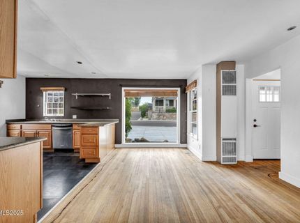 343 & 347 Mount Rose St. Street, Reno, NV 89509 Photo