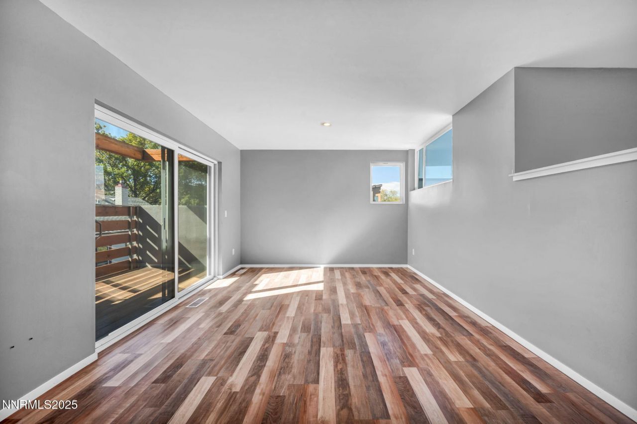 343 & 347 Mount Rose St. Street, Reno, NV 89509 Photo