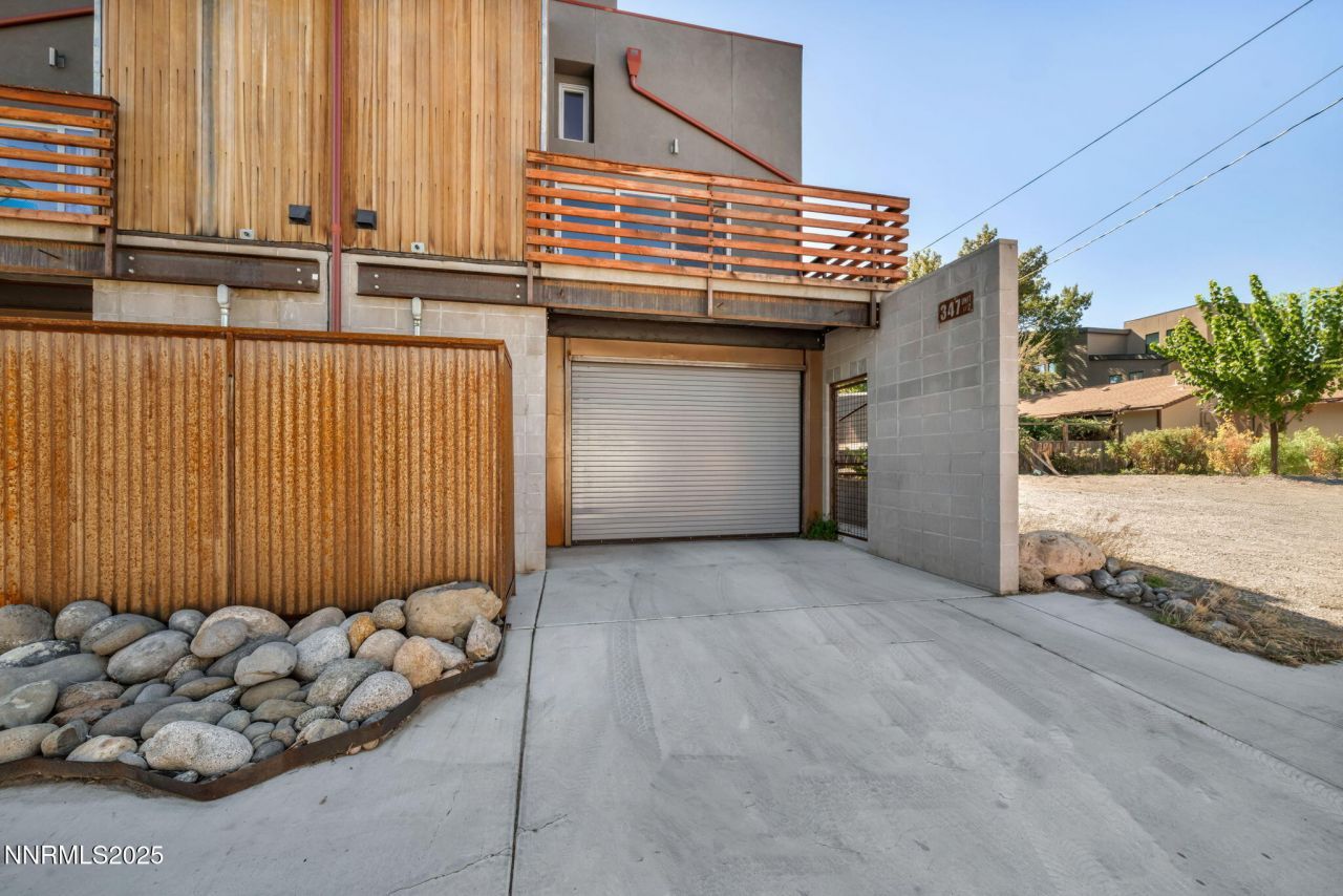 343 & 347 Mount Rose St. Street, Reno, NV 89509 Photo