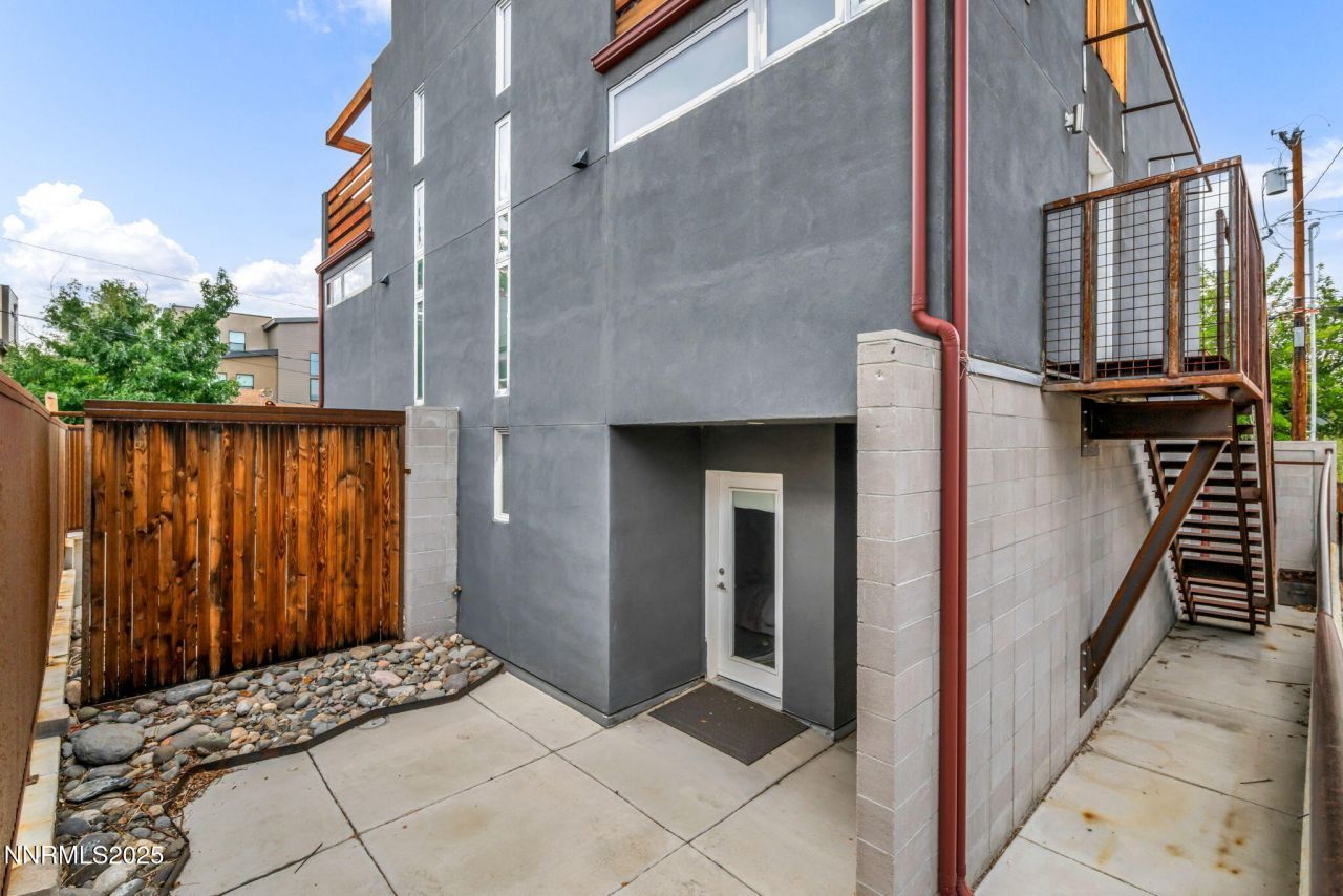 343 & 347 Mount Rose St. Street, Reno, NV 89509 Photo