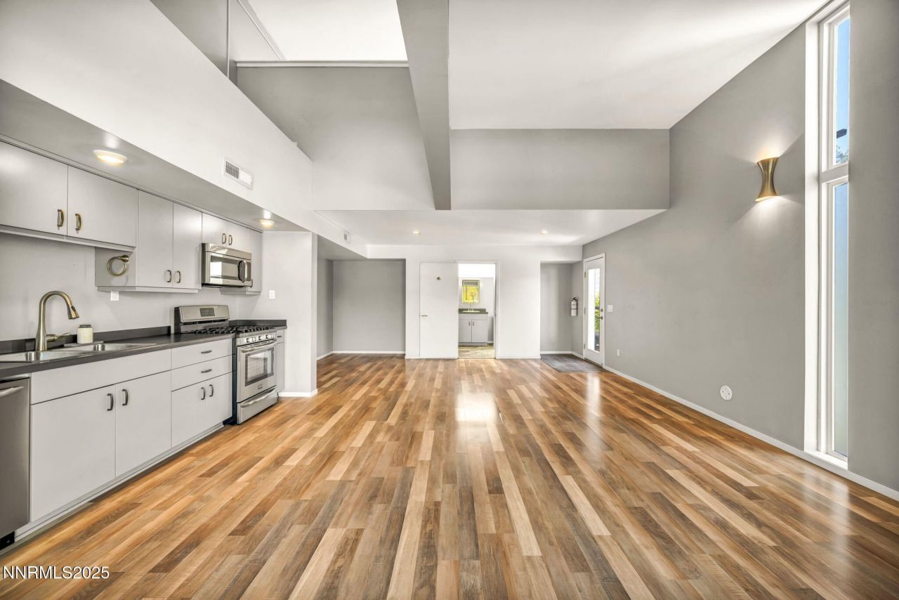 343 & 347 Mount Rose St. Street, Reno, NV 89509 Photo