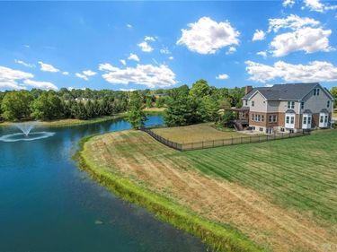 10500 Wallingsford Circle, Centerville, OH 45458