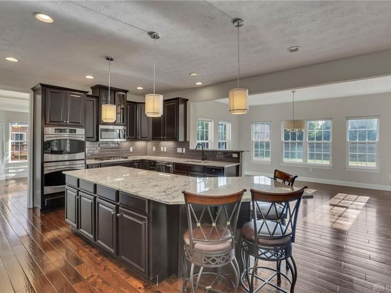 10500 Wallingsford Circle, Centerville, OH 45458 Photo 17