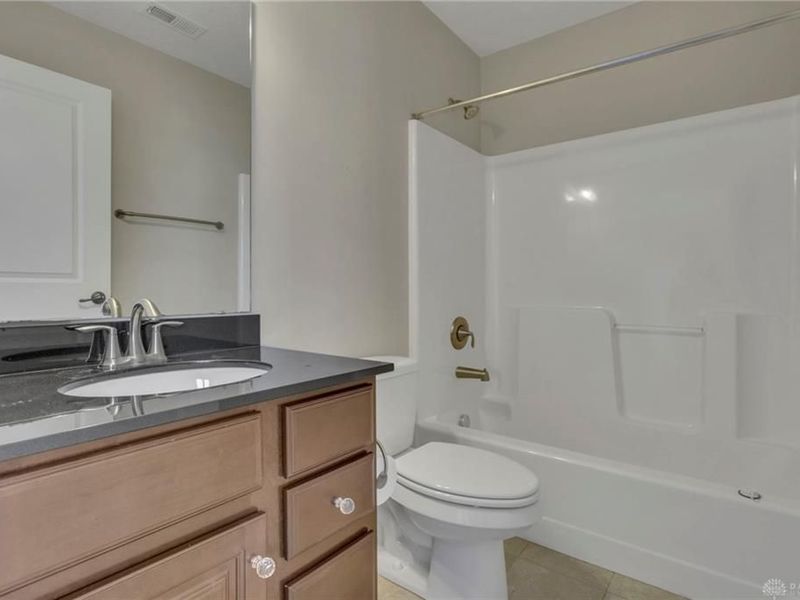 10500 Wallingsford Circle, Centerville, OH 45458 Photo 31