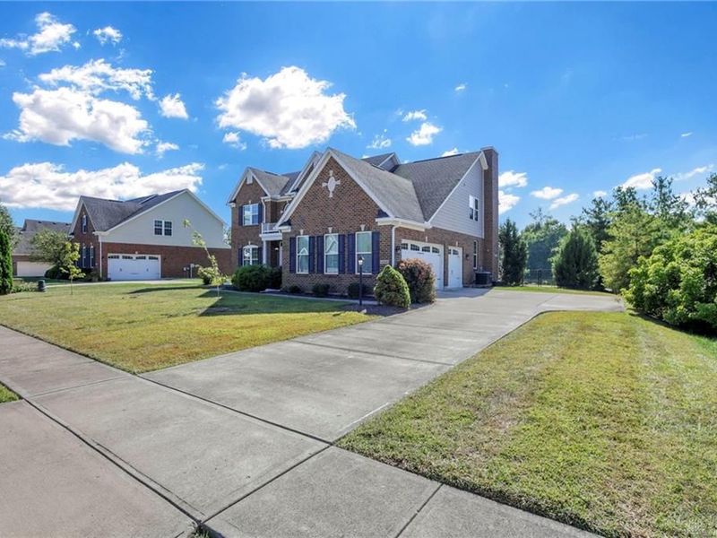 10500 Wallingsford Circle, Centerville, OH 45458 Photo 9