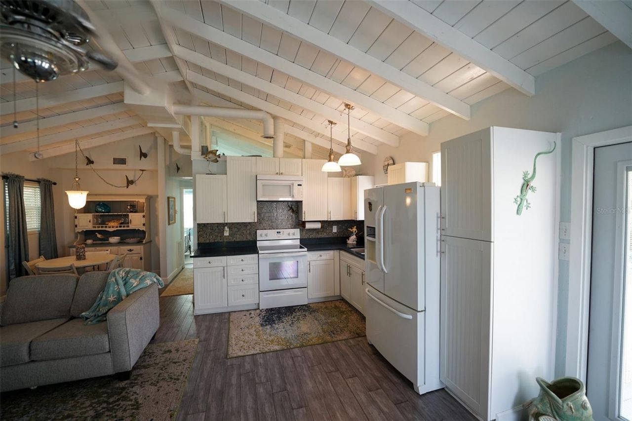 3480 Harbor Drive, Weeki Wachee, FL 34607 Photo