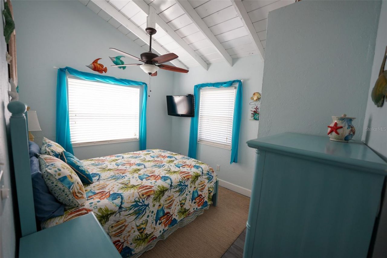 3480 Harbor Drive, Weeki Wachee, FL 34607 Photo