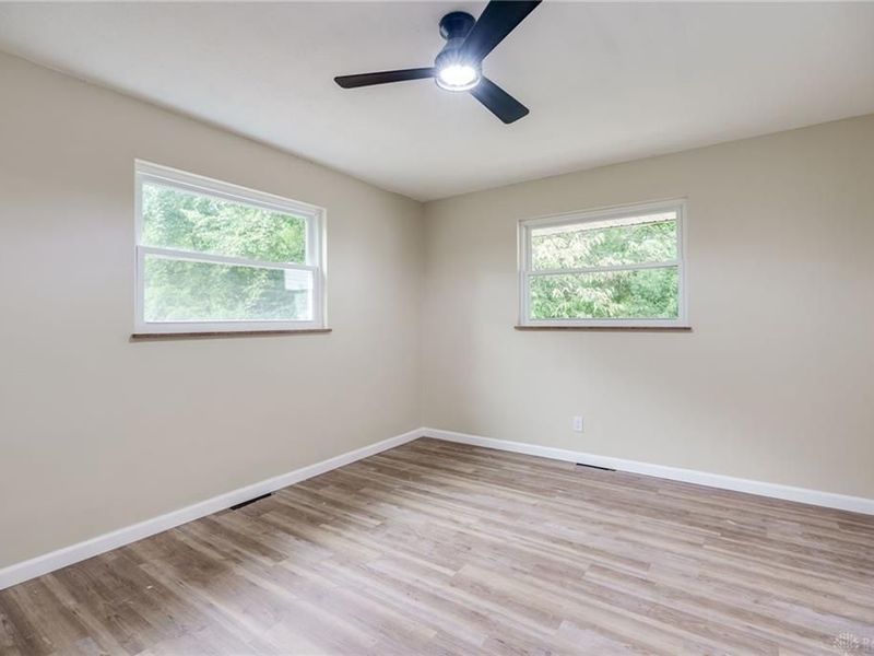 190 Oakridge Drive, Springfield, OH 45504 Photo 17