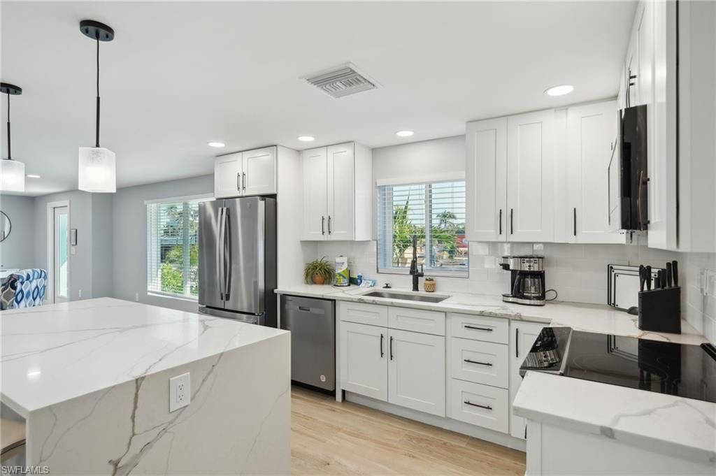 301 Seminole Way, Fort Myers Beach, FL 33931 Photo
