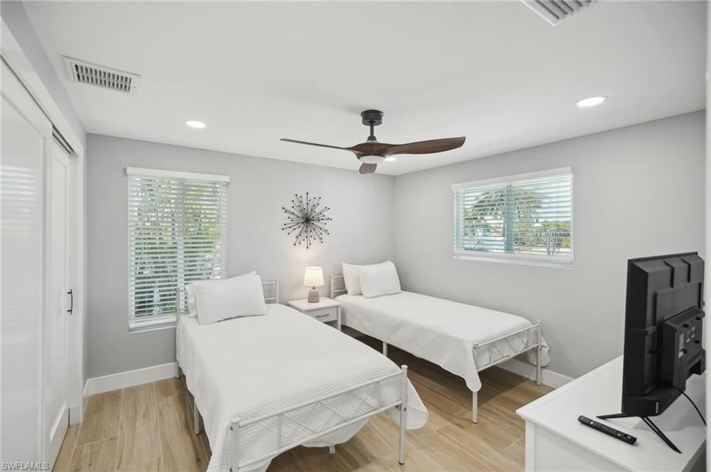 301 Seminole Way, Fort Myers Beach, FL 33931 Photo