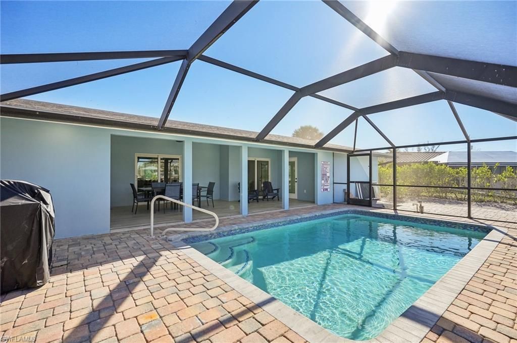 301 Seminole Way, Fort Myers Beach, FL 33931 Photo