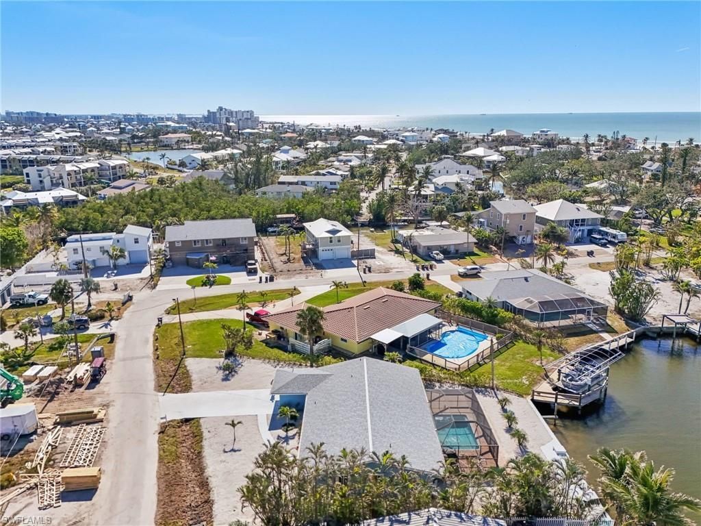 301 Seminole Way, Fort Myers Beach, FL 33931 Photo